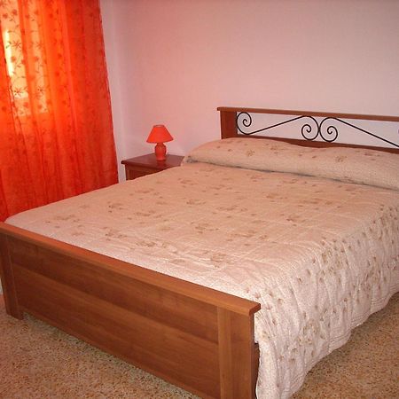 Bed and Breakfast Il Giardino Del Nespolo Alguer Exterior foto