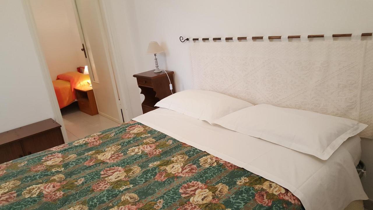 Bed and Breakfast Il Giardino Del Nespolo Alguer Exterior foto