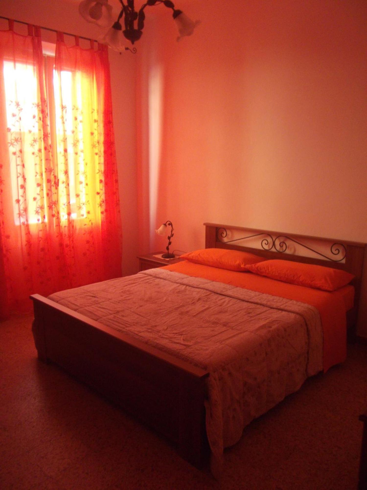 Bed and Breakfast Il Giardino Del Nespolo Alguer Exterior foto